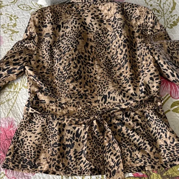 Jones New York Leopard-Print Double-Breasted Trench Coat - Tan & Black - Picture 11 of 12